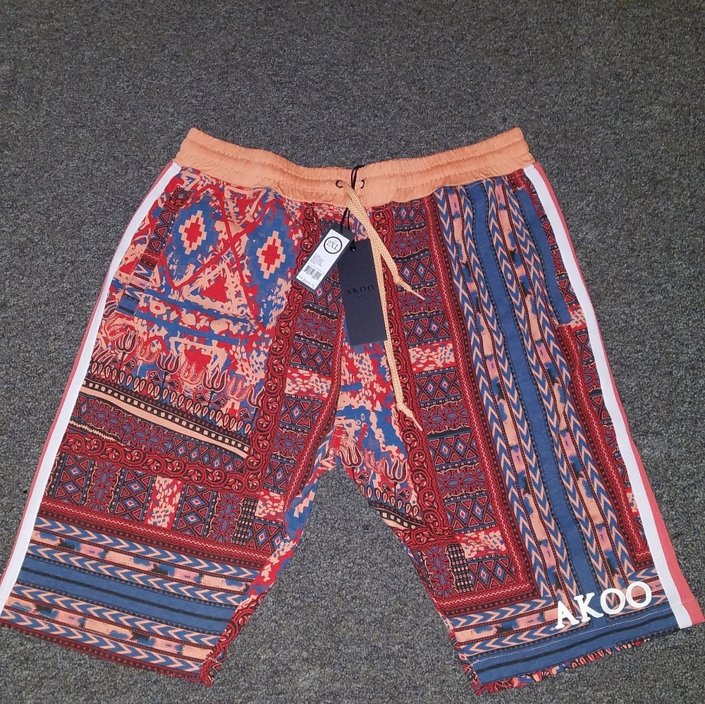 Akoo shorts